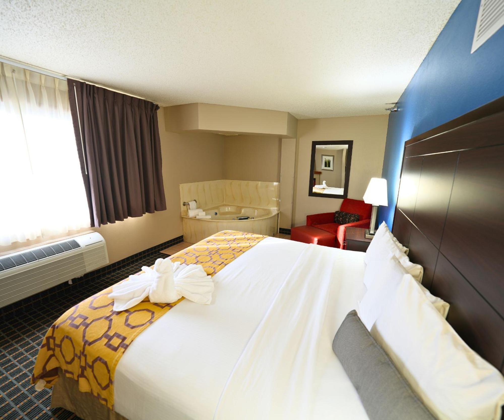 Baymont By Wyndham Marshalltown Bagian luar foto